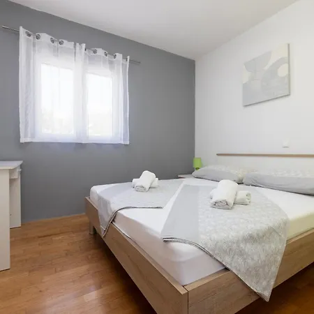 Apartment Apartman Pupily Makarska